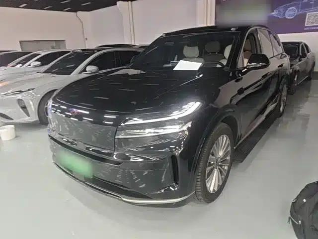 2025 Lado L90 Max Six-Seater