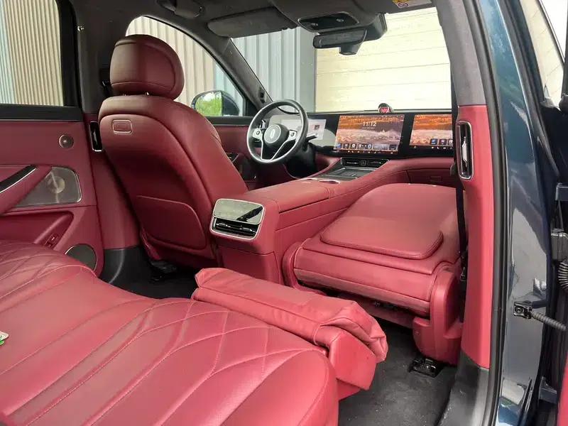 Wenjie M8 2025 Extended Range Ultra 5-Seat 4WD (192-line LiDAR) — миниатюра 24