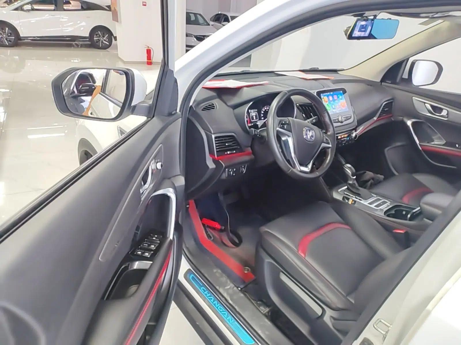 CHANGAN CS55 2017 1.5T Automatic Colorful Edition — миниатюра 18
