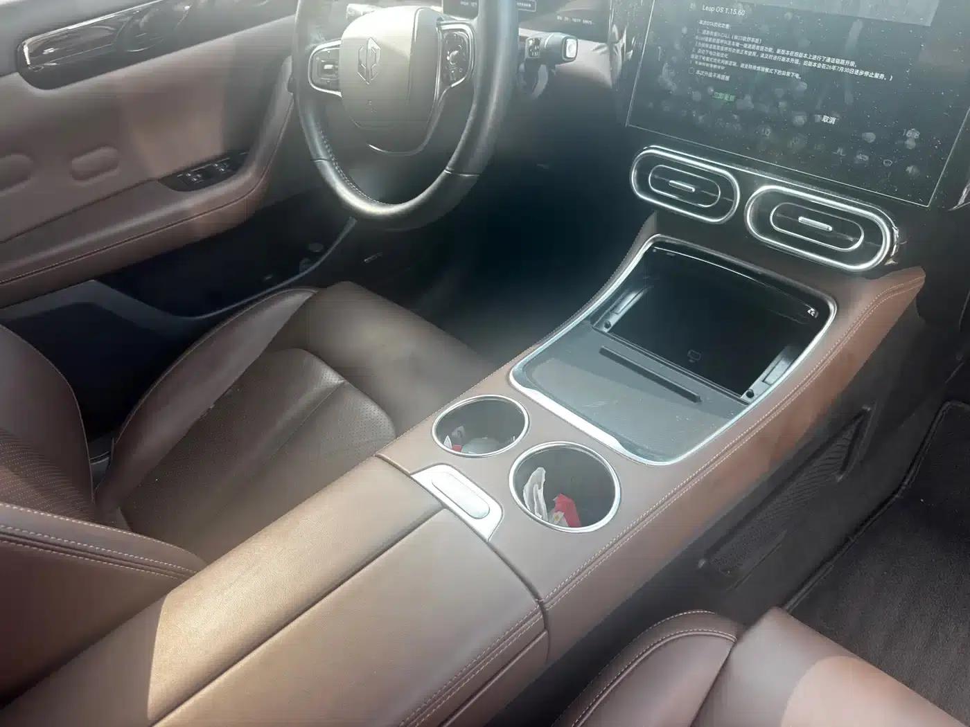 Leapmotor C11 2023 Range Extended Comfort Edition — миниатюра 17