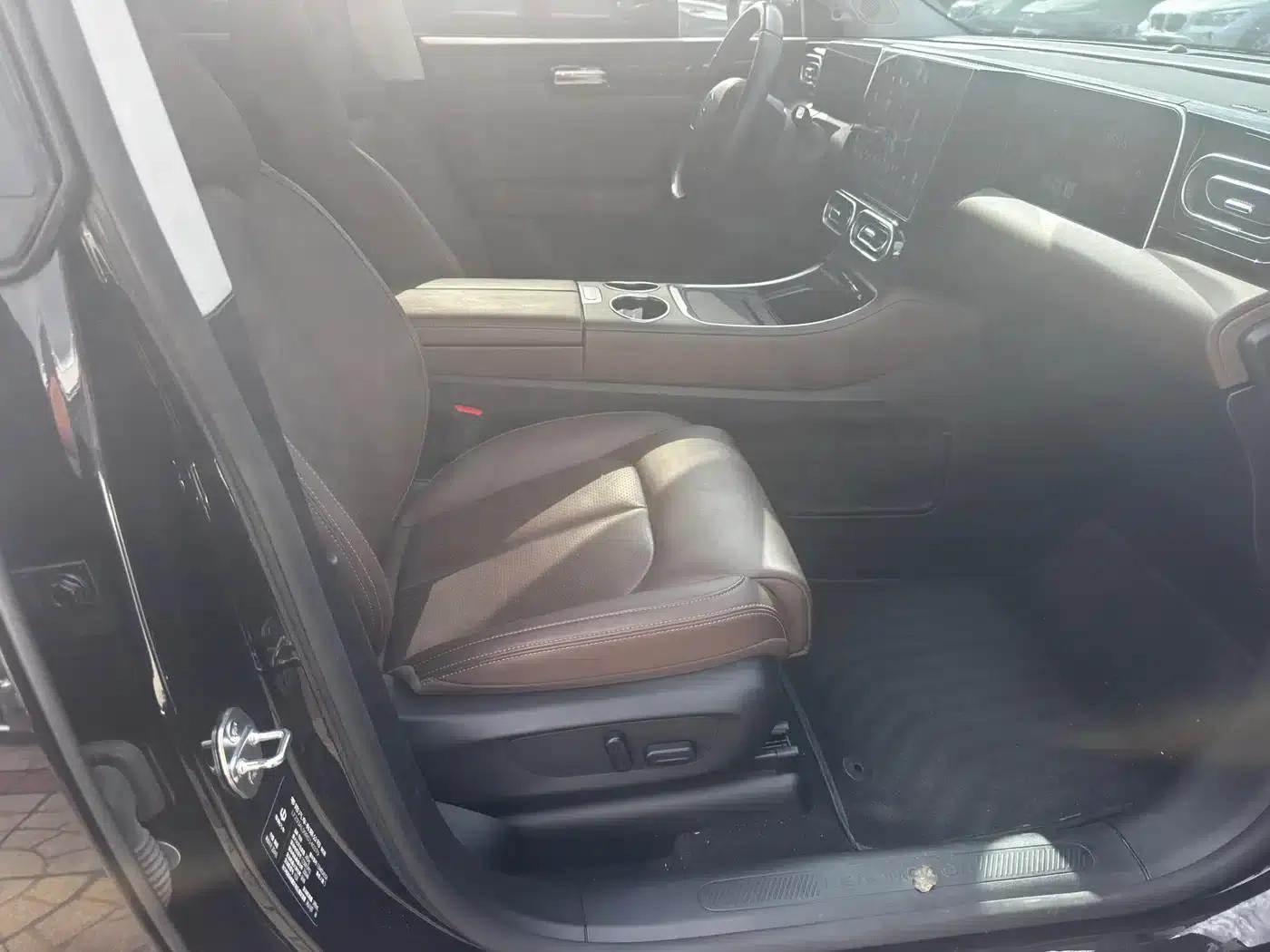 Leapmotor C11 2023 Range Extended Comfort Edition — миниатюра 4