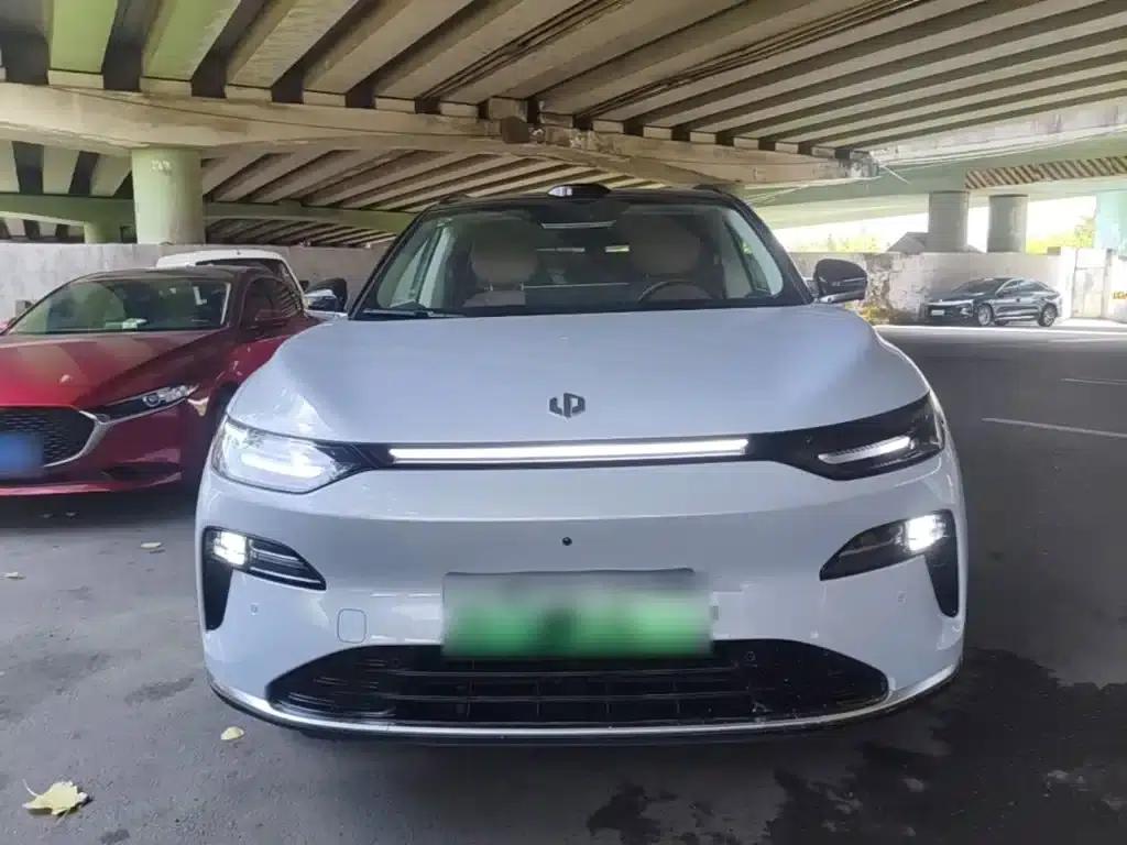 Leapmotor C11 2026 Pure Electric 640 LiDAR Smart Edition — миниатюра 3