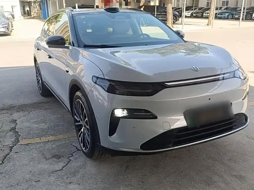 Leapmotor C11 2026 Pure Electric 640 LiDAR Smart Edition — миниатюра 4