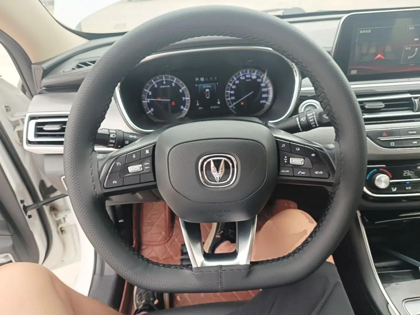 CHANGAN Ruicheng CC 2021 Blue Whale Edition 1.5T DCT Luxury Model — миниатюра 13