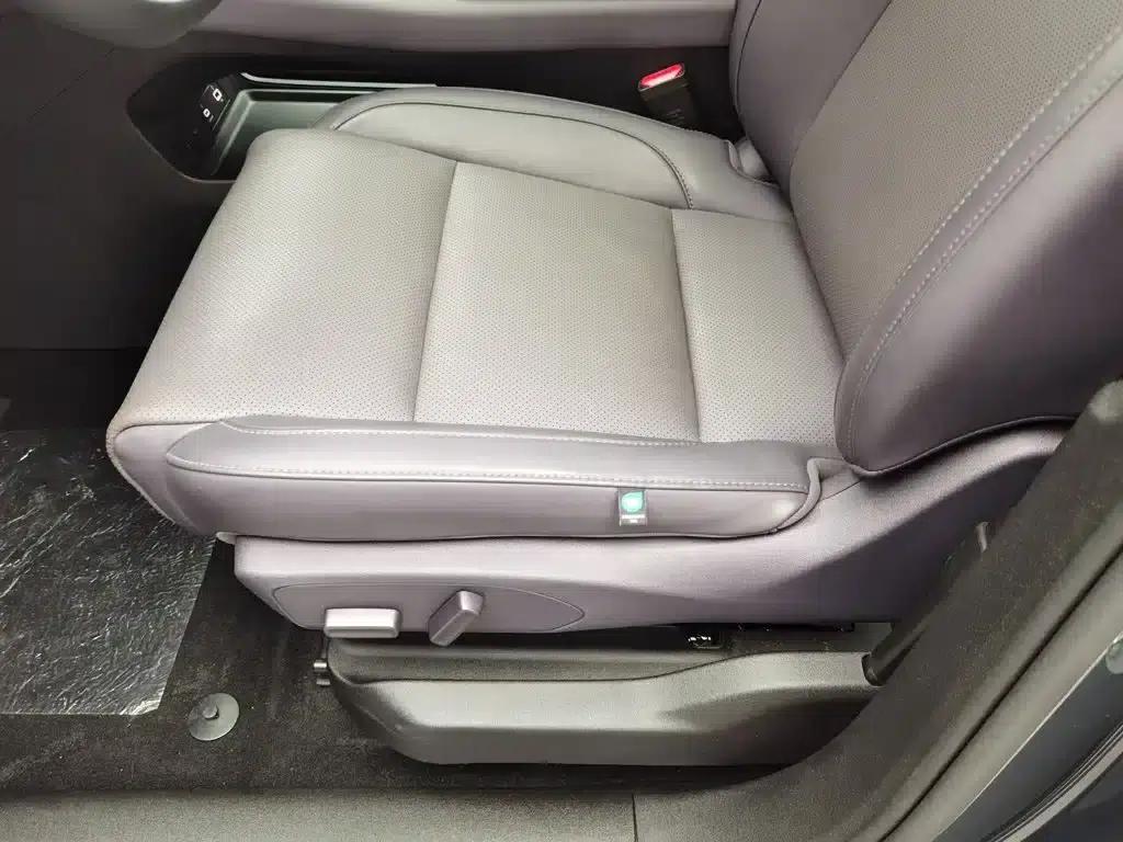 Leapmotor C10 2024 Model 530 Smart Edition — миниатюра 20