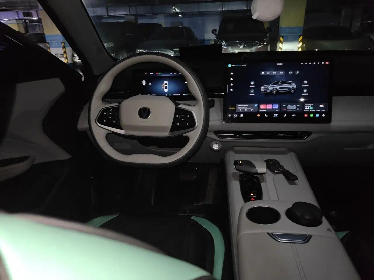 CHANGAN UNI-Z New Energy 2024 Blue Whale Smart Electric iDD 125km Beyond Edition — миниатюра 10