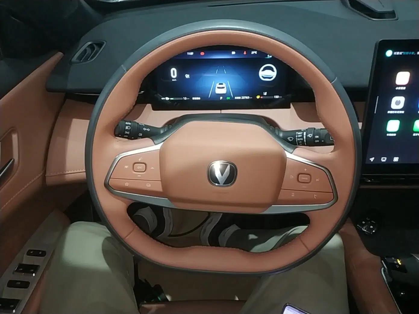 CHANGAN UNI-Z New Energy 2024 Blue Whale Smart Electric iDD 125km Beyond Edition — миниатюра 13