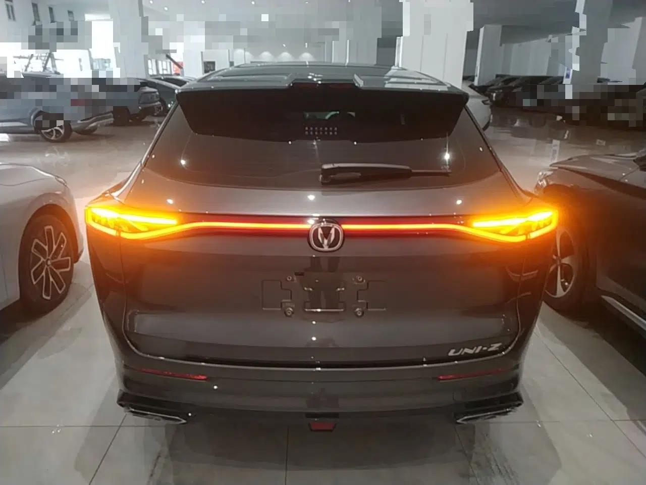 CHANGAN UNI-Z New Energy 2024 Blue Whale Smart Electric iDD 125km Beyond Edition — миниатюра 5