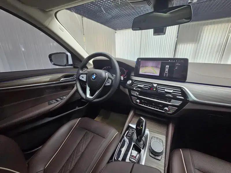 BMW 5 Series 2022 Facelift 530Li Leading Luxury Package — миниатюра 11