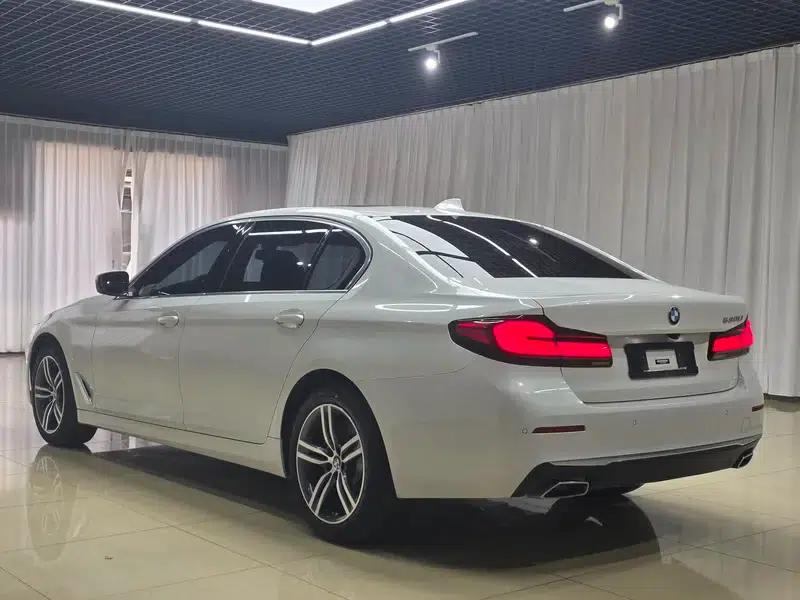 BMW 5 Series 2022 Facelift 530Li Leading Luxury Package — миниатюра 4