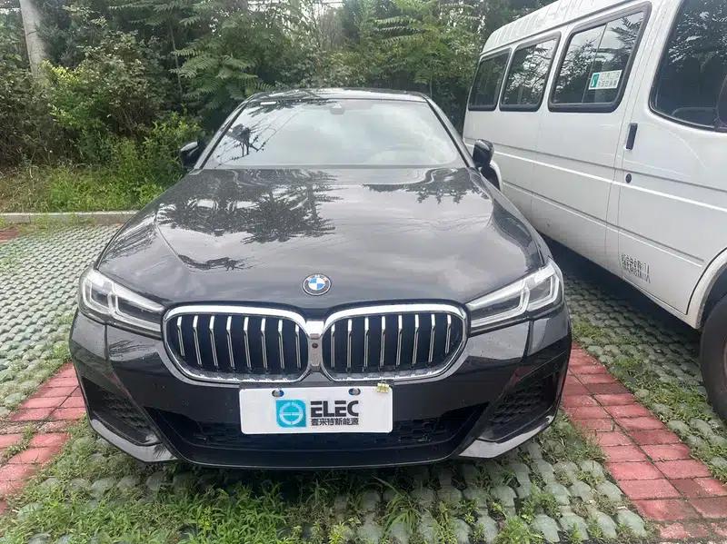 BMW 5 Series 2023 530Li Luxury Package — миниатюра 2