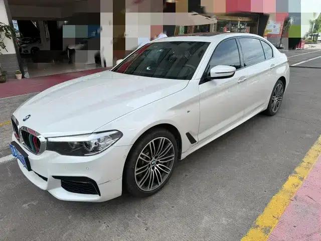 2018 BMW 5 Series Facelift 530Li Leading Edition M Sport Package — миниатюра 1