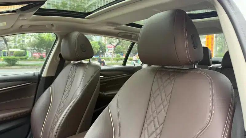 BMW 5 Series 2019 530Li Leading Luxury Package — миниатюра 22