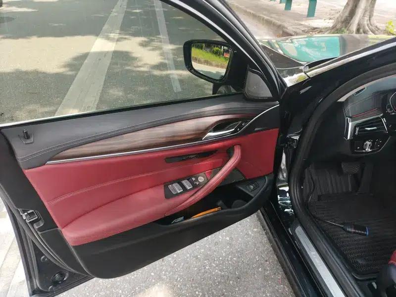 BMW 5 Series 2022 Facelift 530Li Leading Luxury Package — миниатюра 16