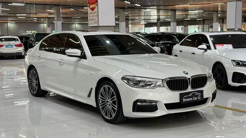 2018 BMW 5 Series Facelift 530Li Leading Edition M Sport Package — миниатюра 3
