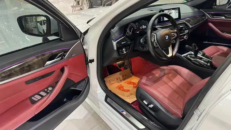 2018 BMW 5 Series Facelift 530Li Leading Edition M Sport Package — миниатюра 9