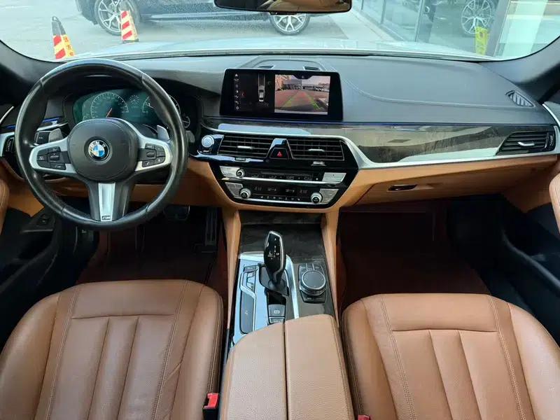 2019 BMW 5 Series 530Li Leading Edition M Sport Package — миниатюра 8