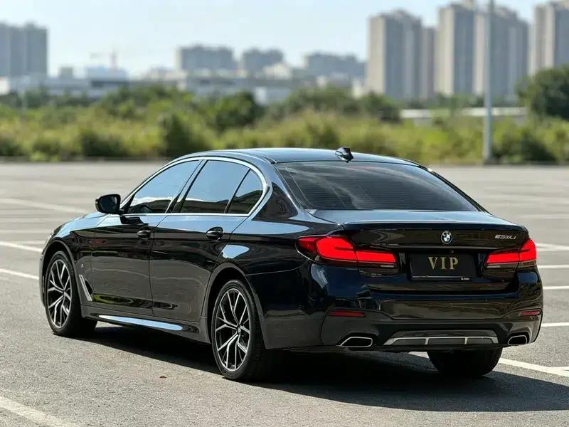 2022 BMW 5 Series Facelift 530Li Luxury M Sport Package — миниатюра 4