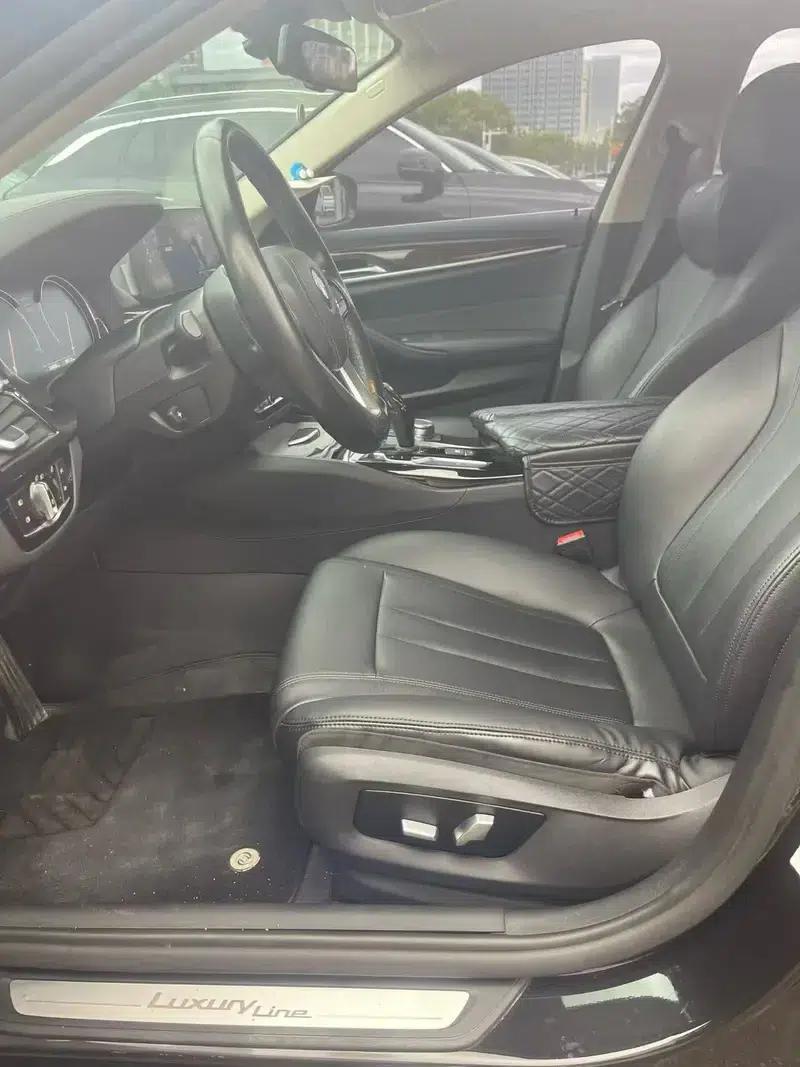 2018 BMW 5 Series 525Li Luxury Package — миниатюра 8