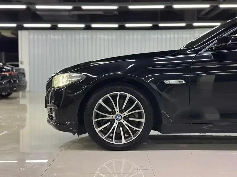 2017 BMW 5 Series 525Li Luxury Design Package — миниатюра 6