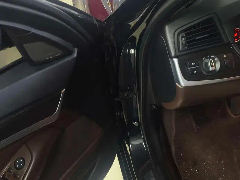 2017 BMW 5 Series 525Li Luxury Design Package — миниатюра 9