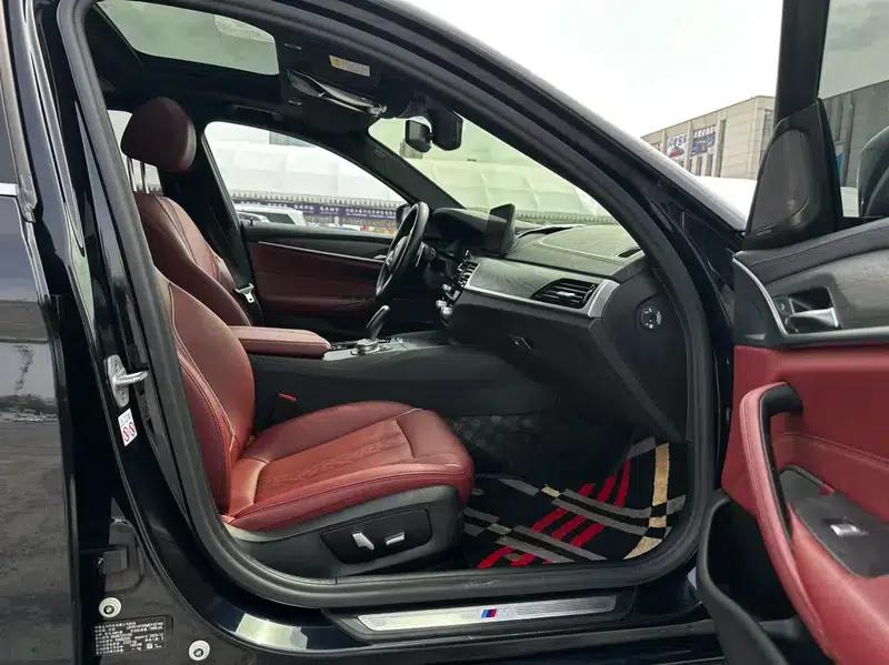 2021 BMW 5 Series 530Li xDrive M Sport Package — миниатюра 13