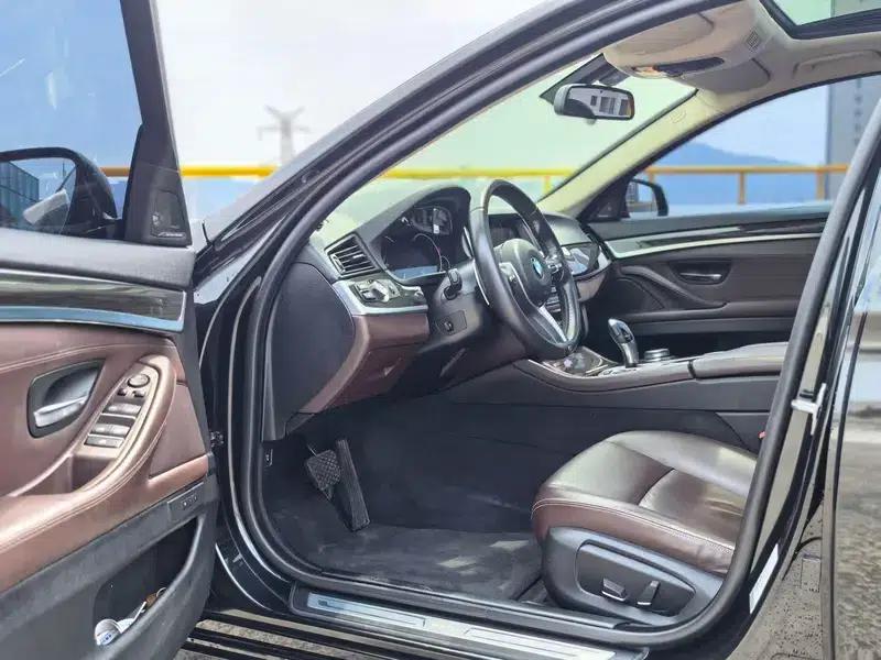 2014 BMW 5 Series 525Li Luxury Design Package — миниатюра 12
