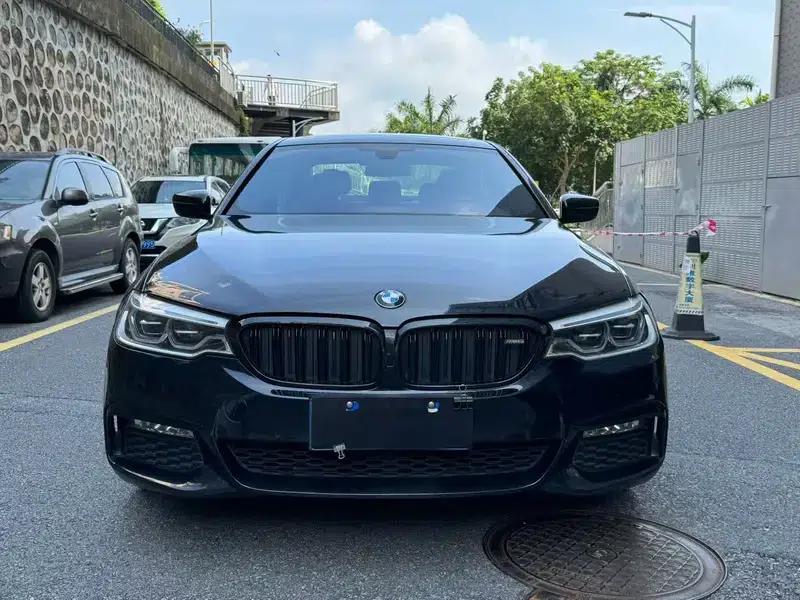 2018 BMW 5 Series 525Li M Sport Package — миниатюра 2