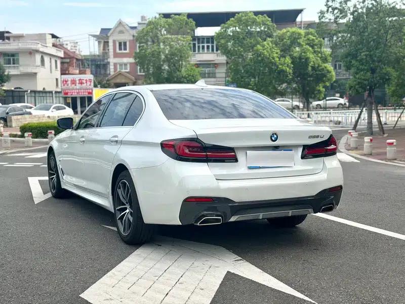 2021 BMW 5 Series Facelift 525Li M Sport Package — миниатюра 4