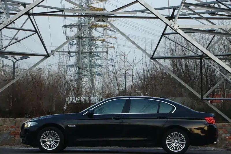 2014 BMW 5 Series 525Li Leading Edition — миниатюра 5