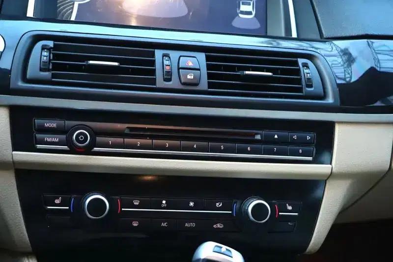 2014 BMW 5 Series 525Li Leading Edition — миниатюра 6