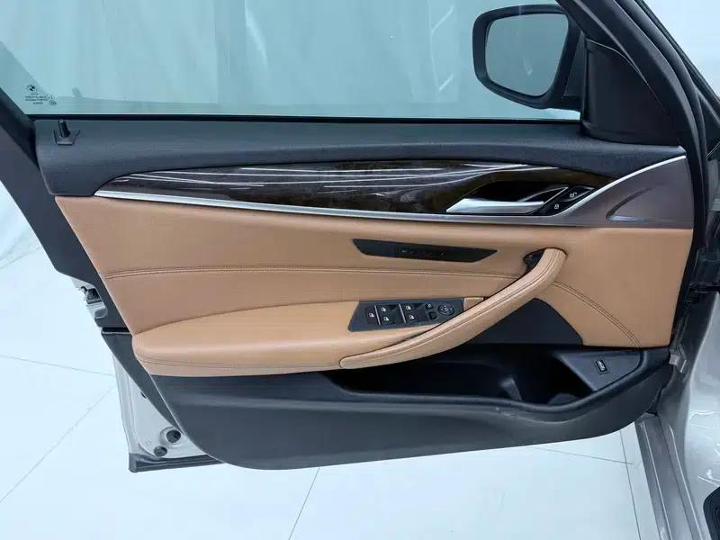BMW 5 Series 2018 528Li Launch Special Edition — миниатюра 7