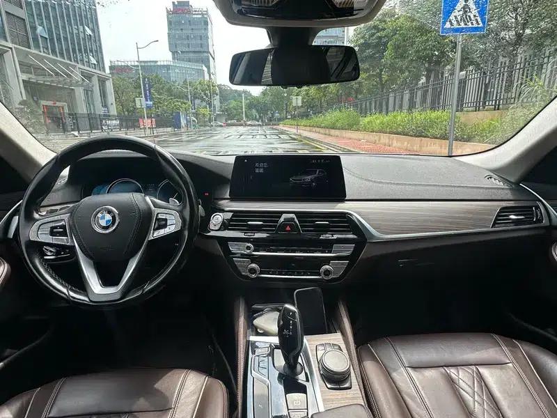 2018 BMW 5 Series Facelift 530Li Leading Luxury Package — миниатюра 10