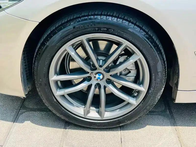 2020 BMW 5 Series 525Li Luxury Package — миниатюра 9