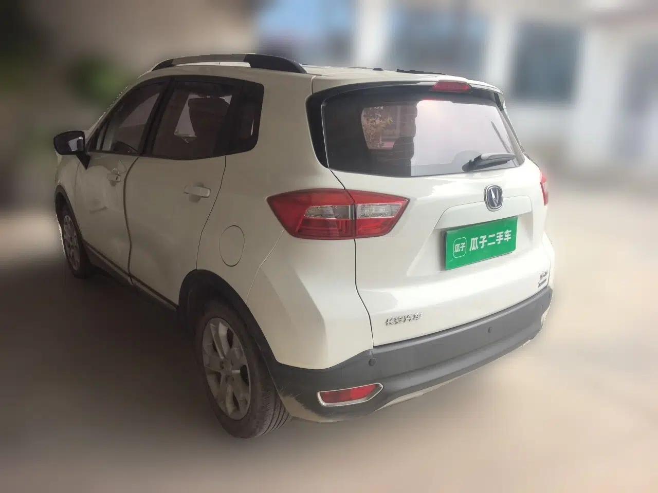 CHANGAN CS15 2016 1.5L Manual Fashion Edition — миниатюра 4