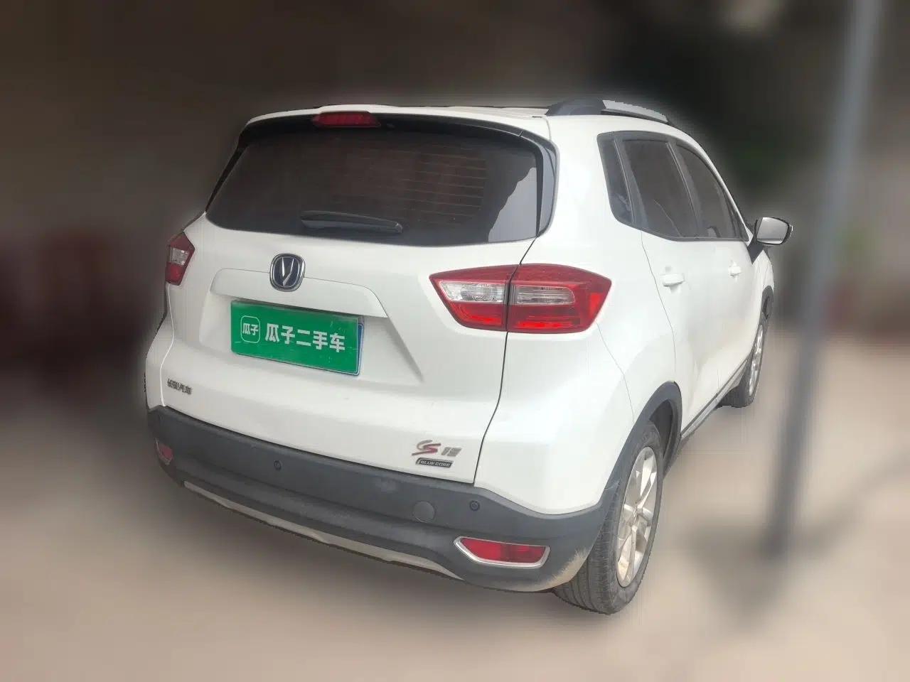CHANGAN CS15 2016 1.5L Manual Fashion Edition — миниатюра 6