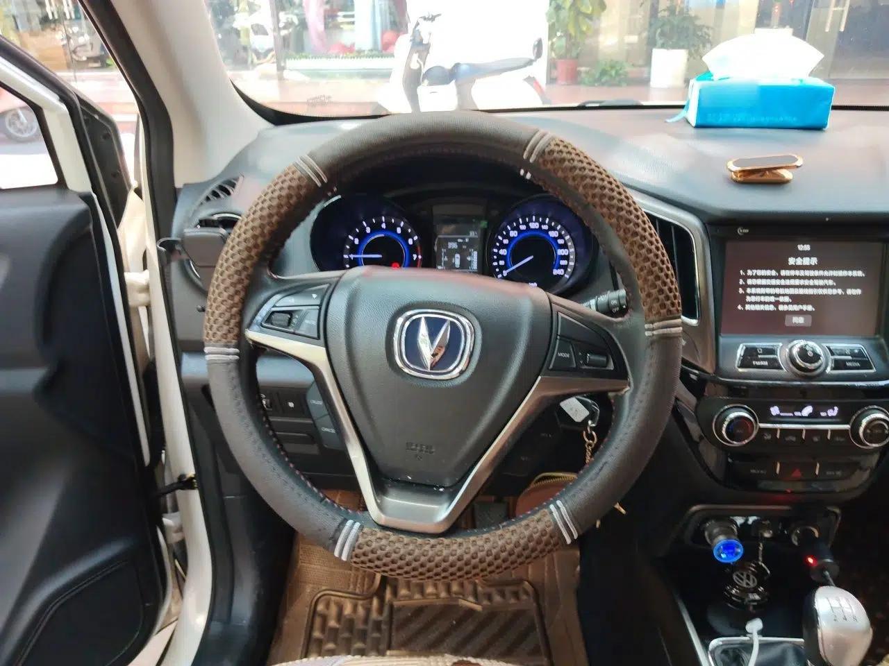 CHANGAN CS15 2016 1.5L Manual Luxury Edition — миниатюра 10