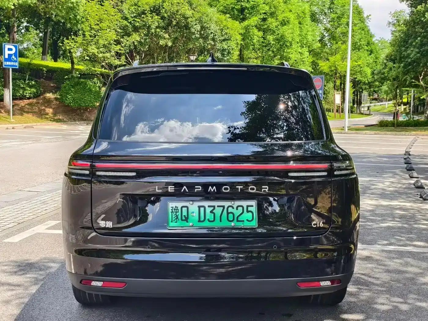 Leapmotor C16 2026 Pure Electric 630 LiDAR Smart Edition 6-Seater — миниатюра 8