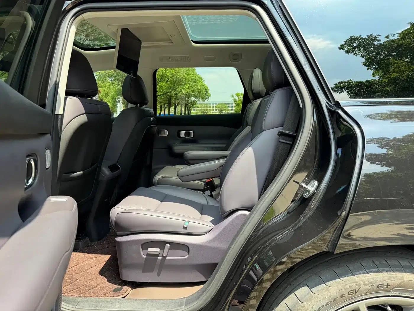 Leapmotor C16 2024 Range Extended 200 Premium Edition — миниатюра 5