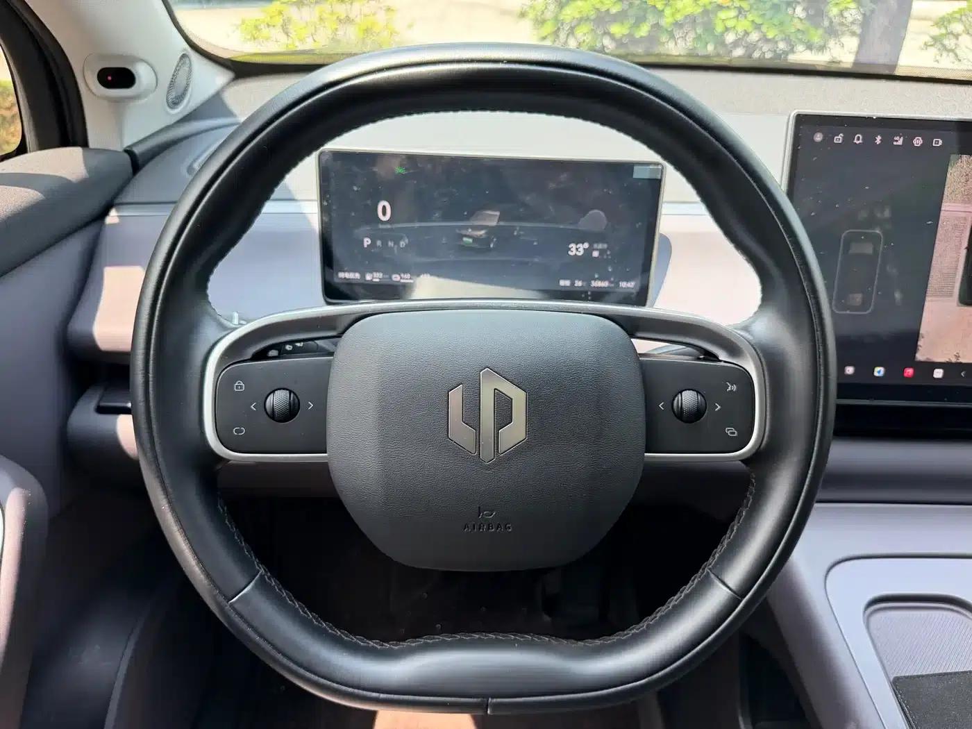 Leapmotor C16 2024 Range Extended 200 Premium Edition — миниатюра 8
