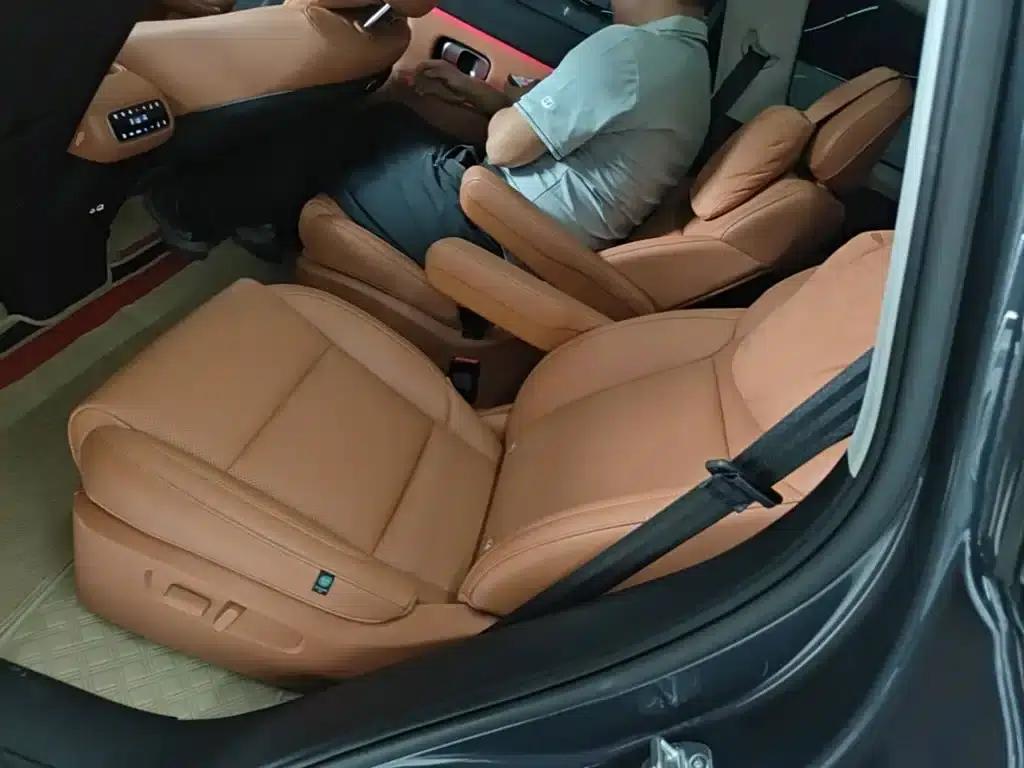 Leapmotor C16 2024 Range Extended 200 Premium Edition — миниатюра 17