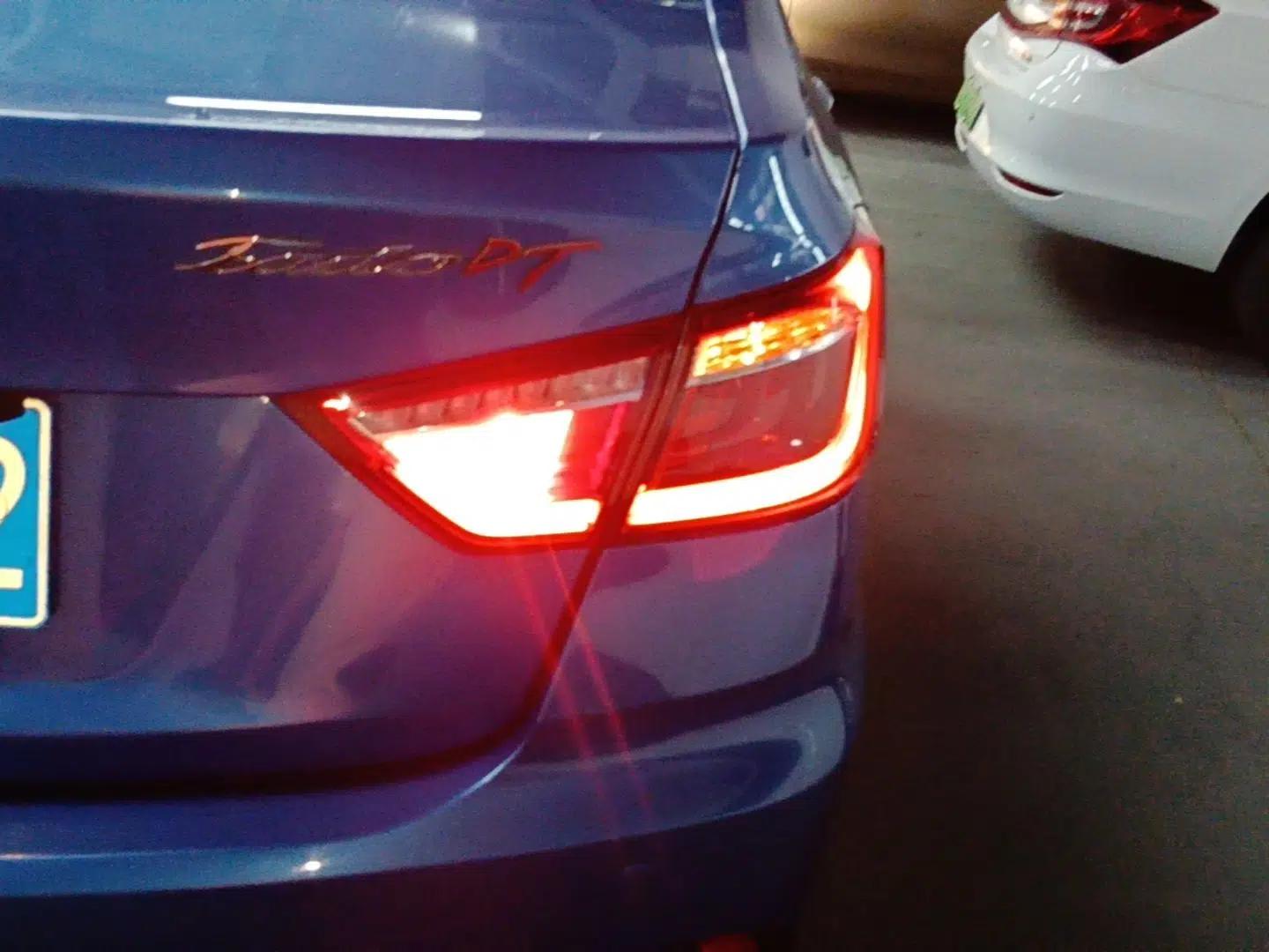 CHANGAN Eado DT 2018 1.6L Automatic Smart Enjoyment Model — миниатюра 9