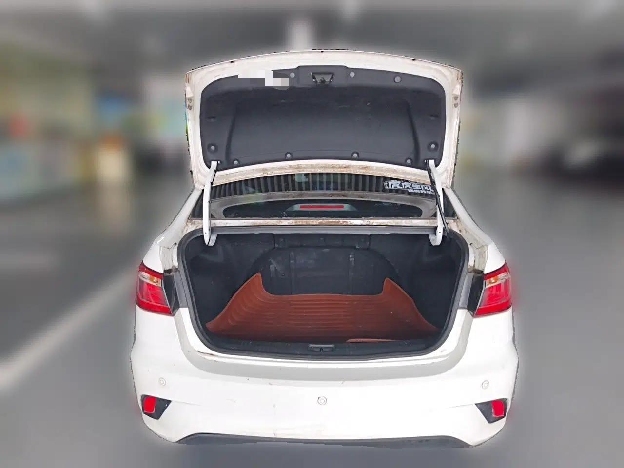 CHANGAN Eado DT 2018 1.6L Manual Luxury Model — миниатюра 19