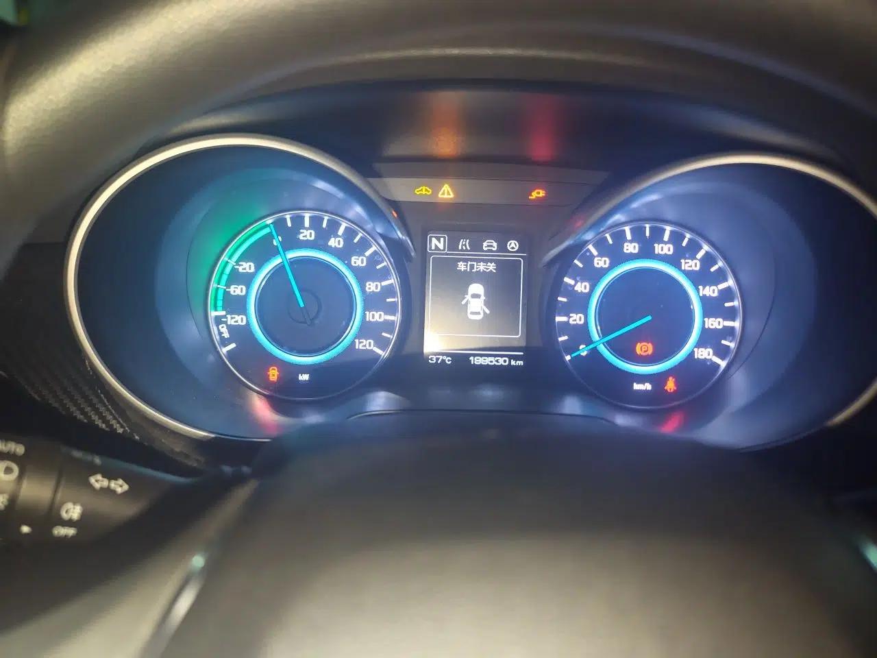 CHANGAN Eado New Energy 2019 EV460 Smart Edition — миниатюра 11
