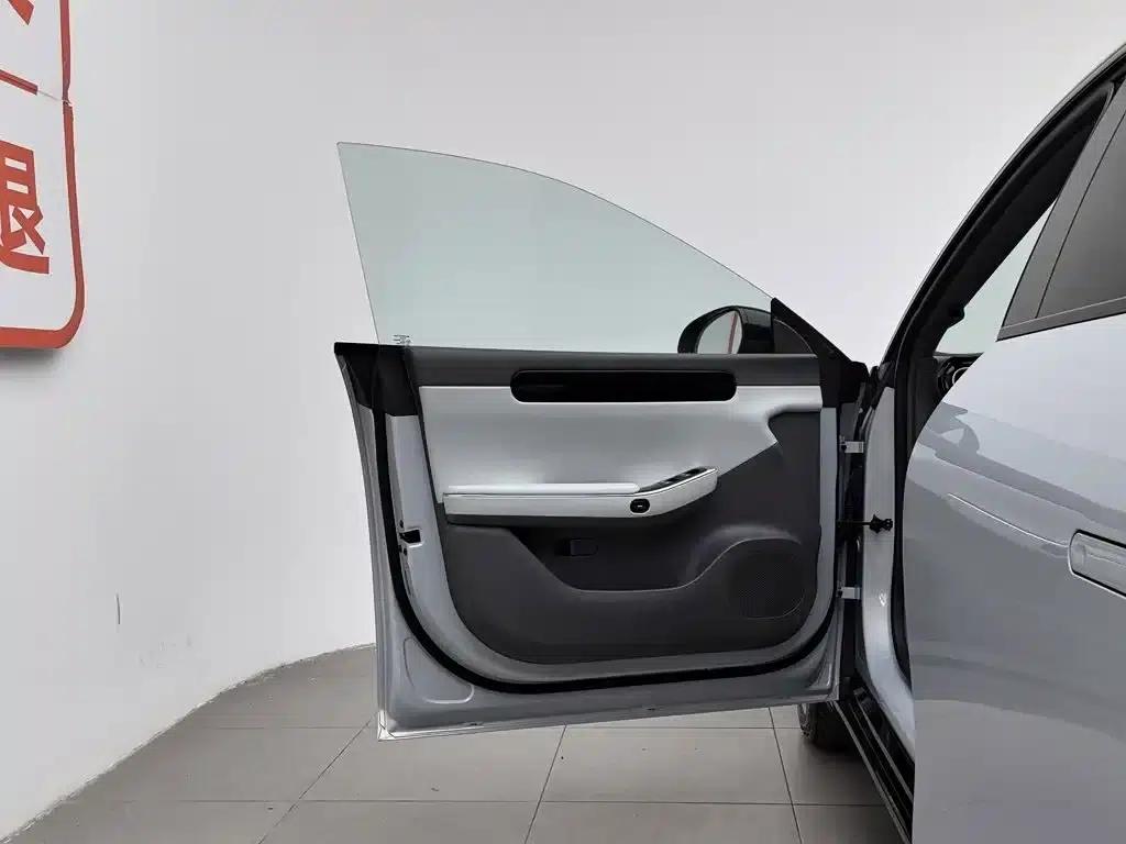Leapmotor C01 2023 Model 525 Comfort Edition — миниатюра 8