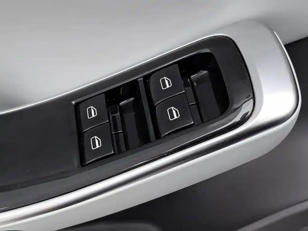 Leapmotor C01 2023 Model 525 Comfort Edition — миниатюра 9