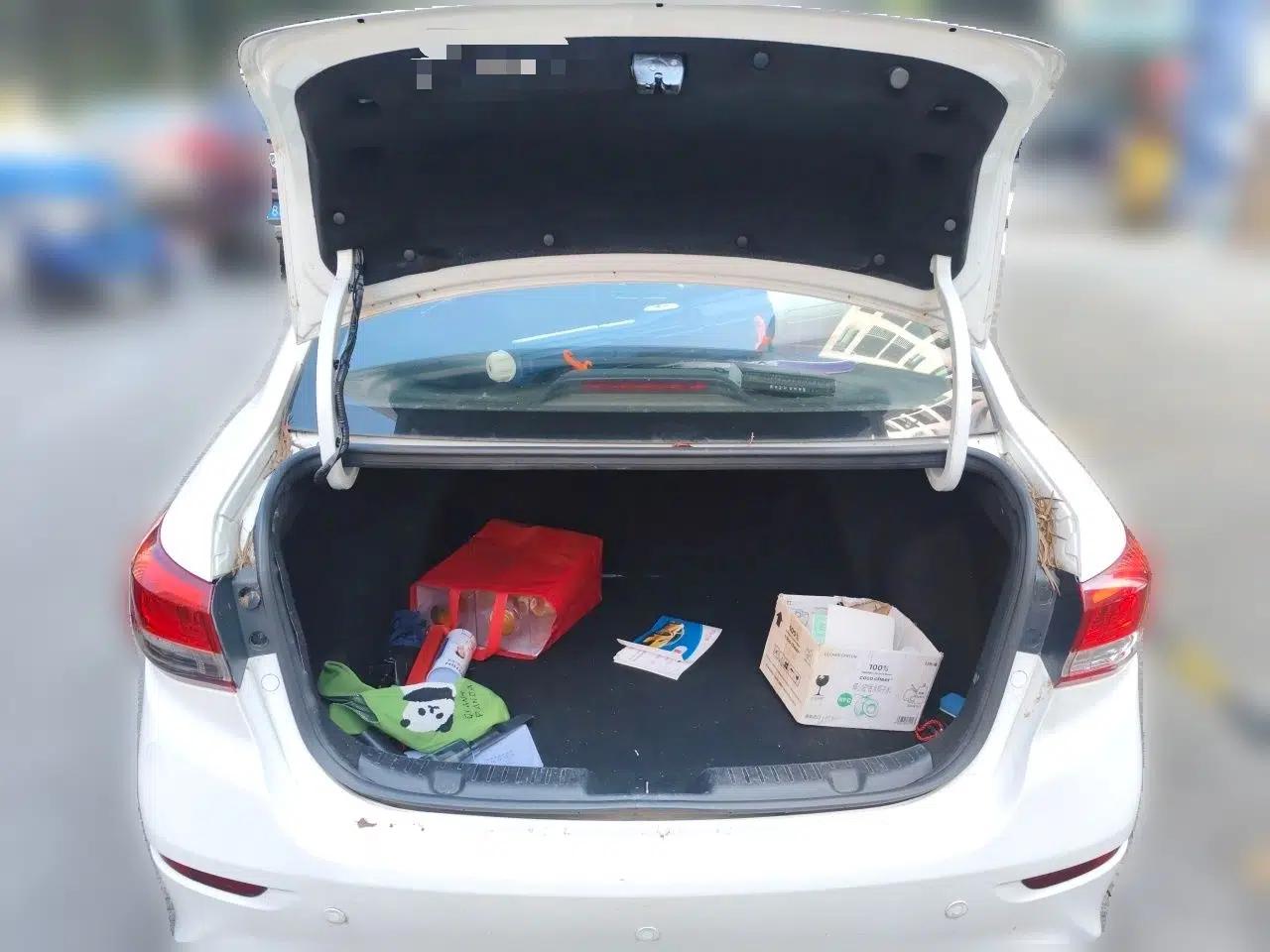 CHANGAN Alsvin 2019 1.5L DCT Comfort Model China VI Standard — миниатюра 19
