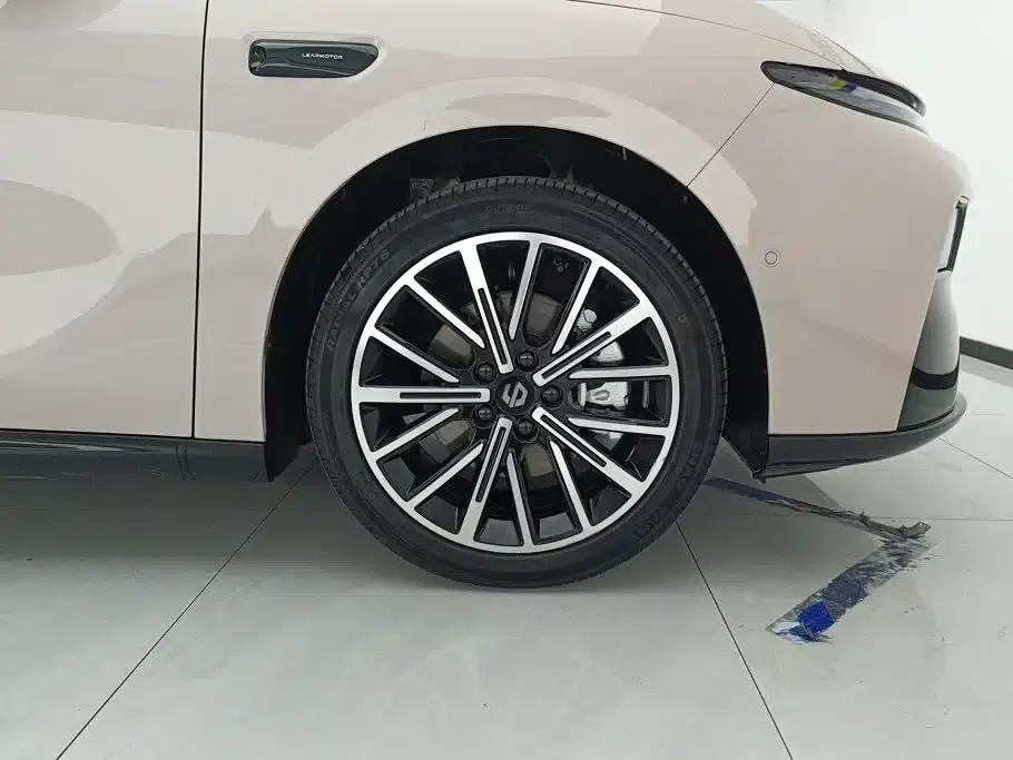 Leapmotor B01 2025 Model 430 Comfort Edition — миниатюра 6