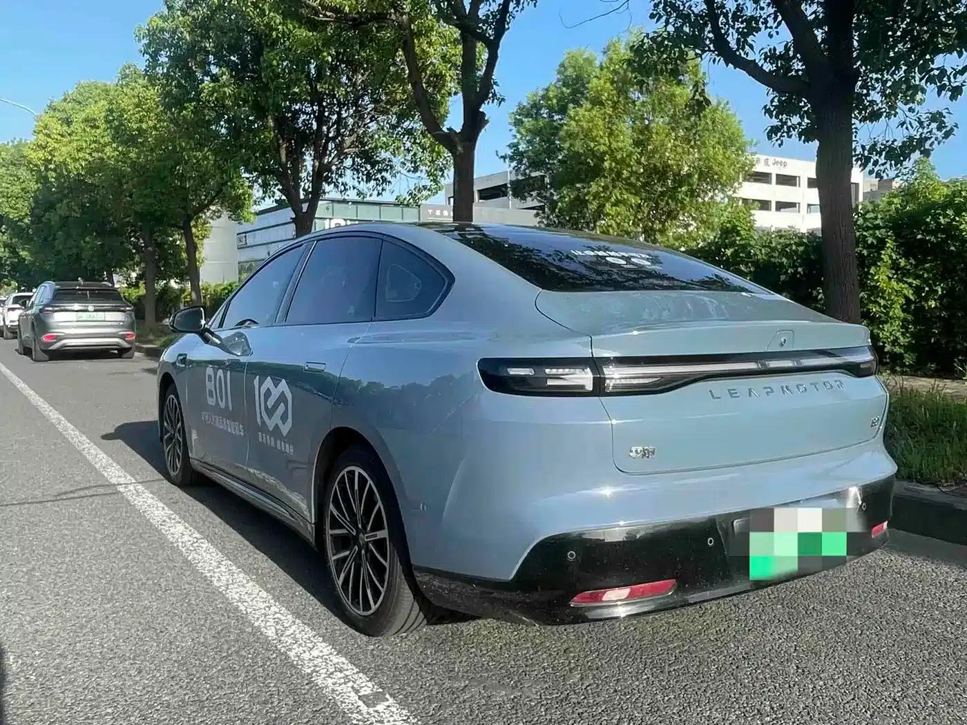 Leapmotor B01 2025 Model 550 LiDAR Edition — миниатюра 2