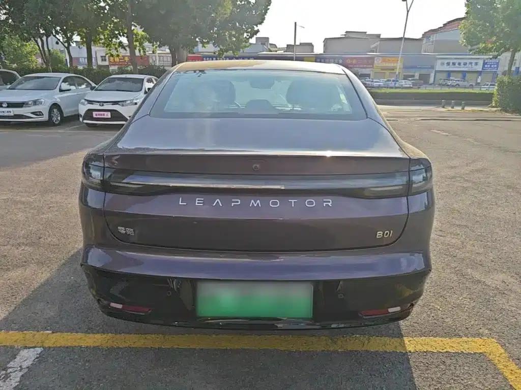 Leapmotor B01 2025 550 Comfort Edition — миниатюра 6